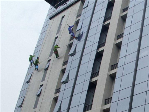 外墙清洗翻新案例